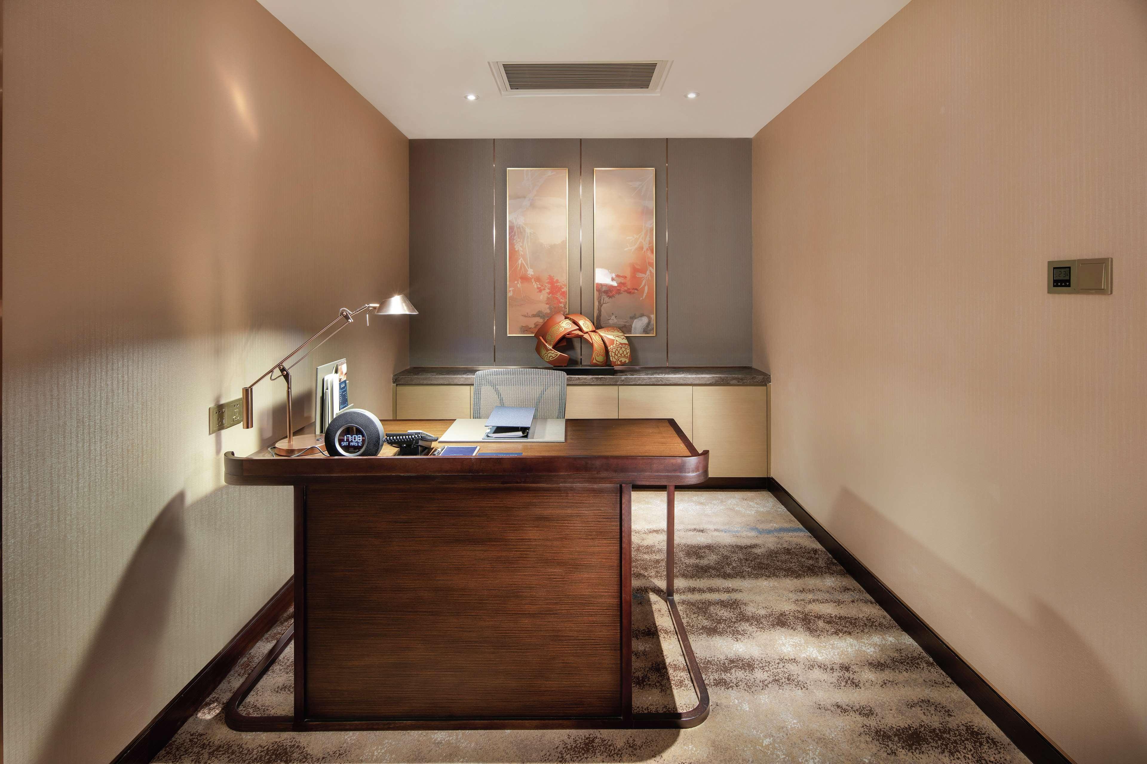 Hilton Shenyang Otel Dış mekan fotoğraf