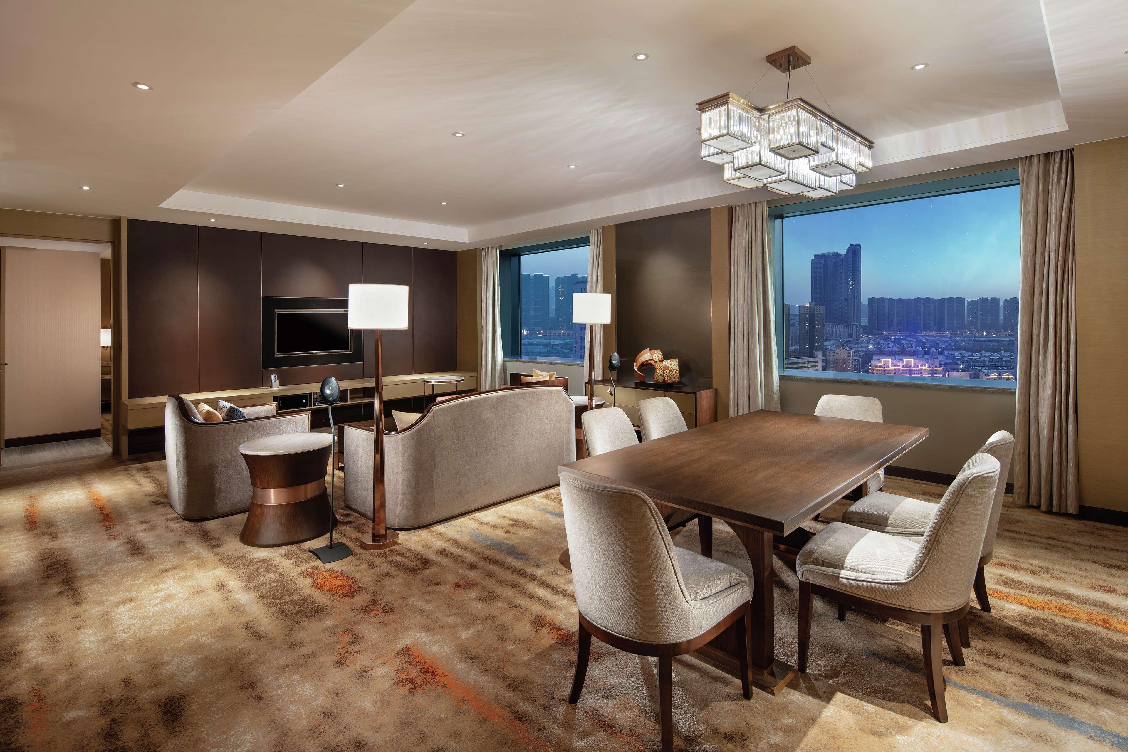 Hilton Shenyang Otel Dış mekan fotoğraf