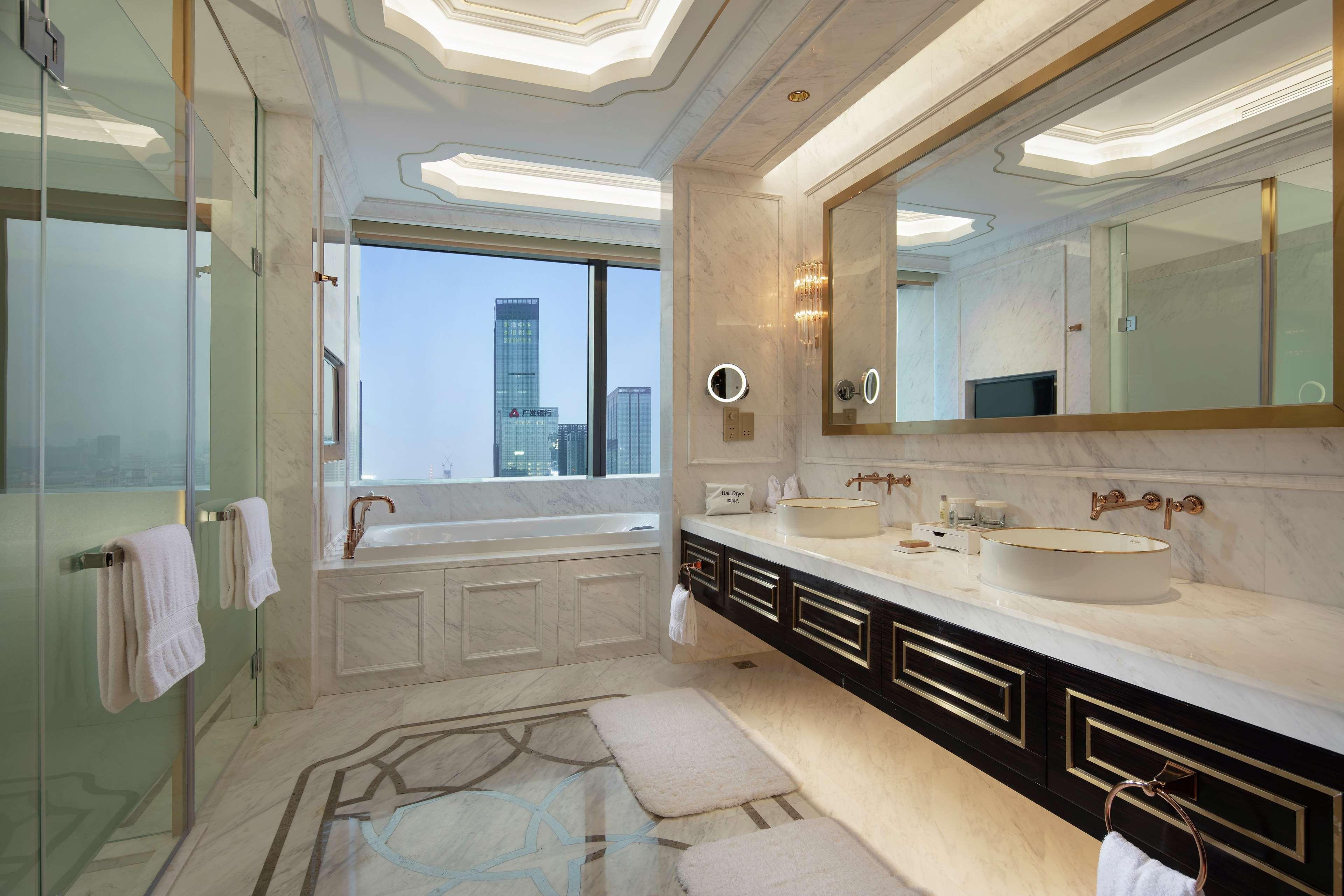 Hilton Shenyang Otel Dış mekan fotoğraf