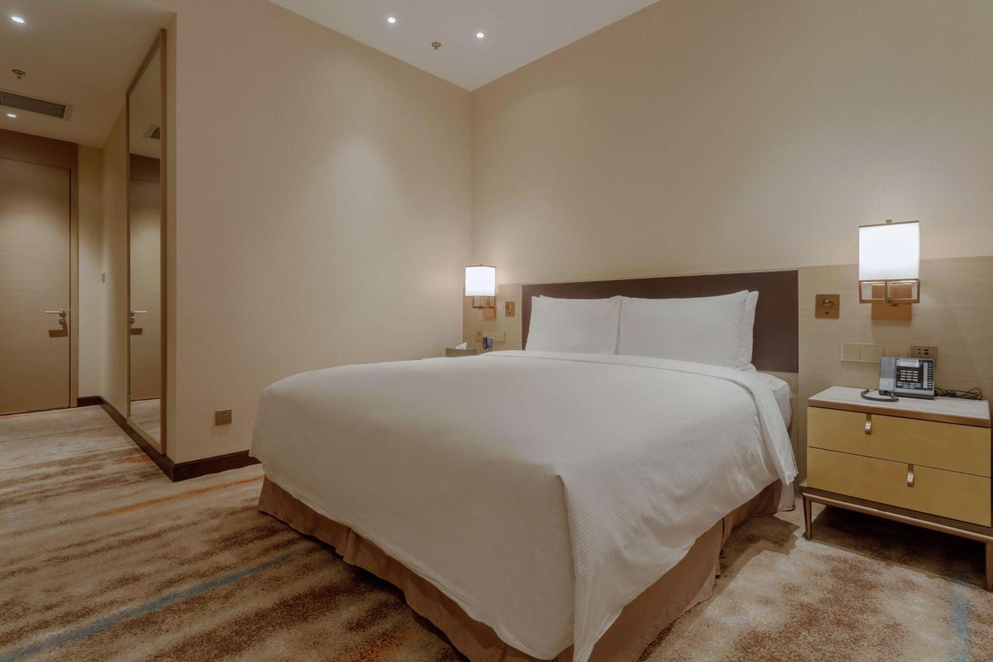 Hilton Shenyang Otel Dış mekan fotoğraf